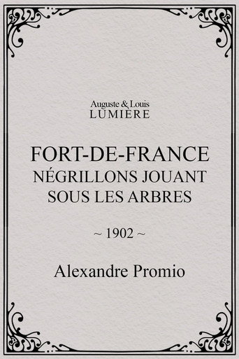 Fort-de-France : négrillons jouant sous les arbres