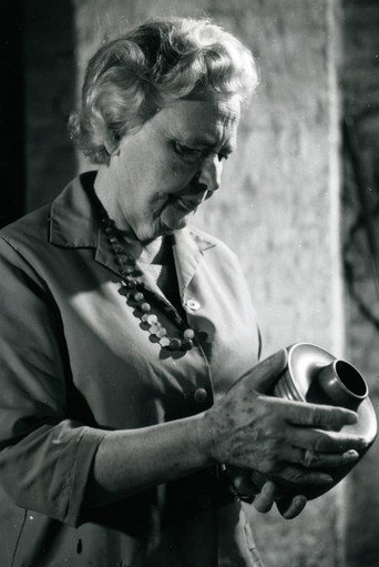 Nathalie Krebs - Saxbo stoneware