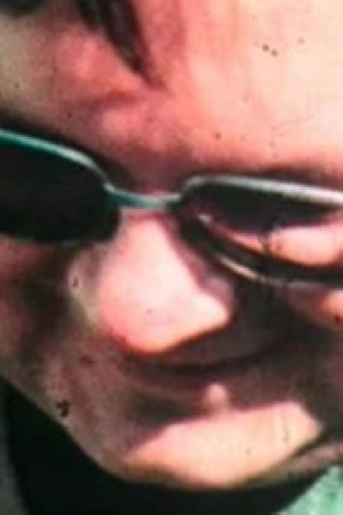 CET HOMME DERRIERE LA VITRE Poster