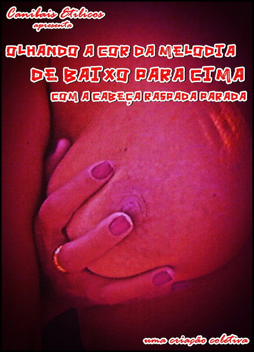 Olhando a Cor da Melodia de Baixo para Cima com a Cabeça Raspada Parada Poster