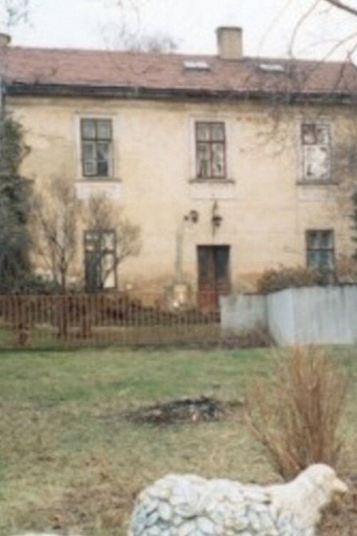 Une maison à Prague Poster