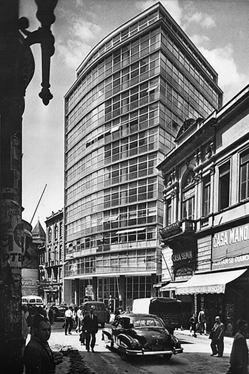 São Paulo: The Fastest Growing City in the World Poster