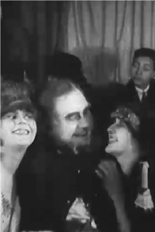 Uztuptēva pēdējie piedzīvojumi Rīgā Poster