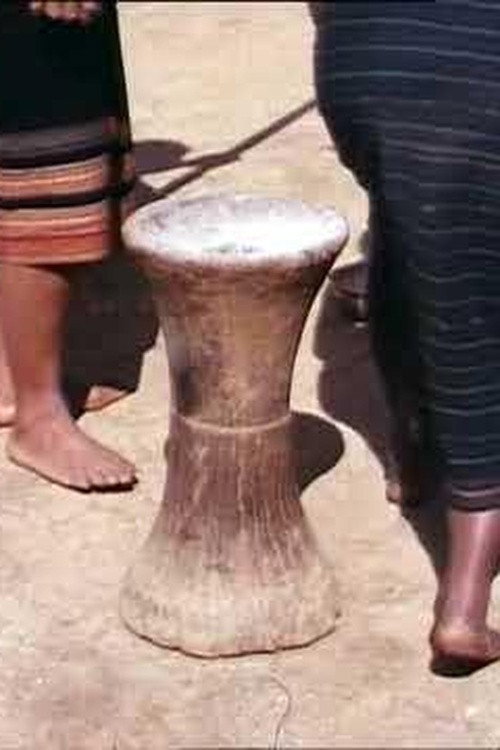 Essartage et cérémonies rituelles chez les Cau Maa’ (centre sud Vietnam) Poster