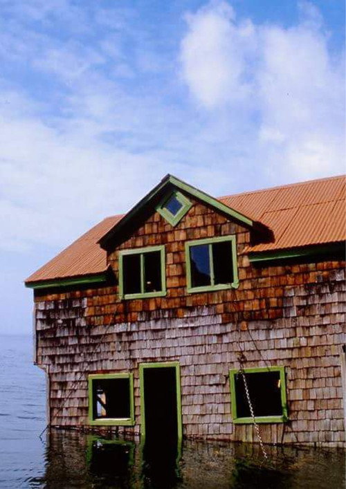 Tenaún, donde las casas navegan Poster