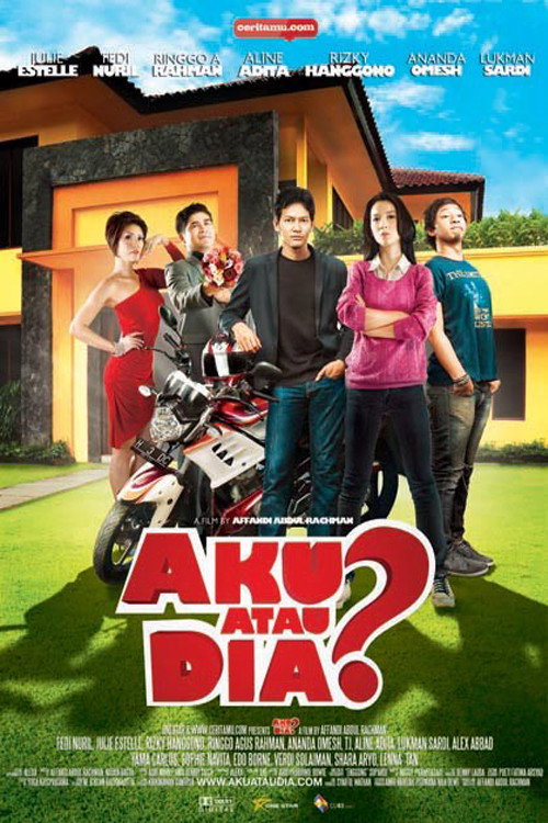 Aku atau Dia? Poster