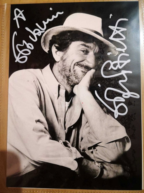 A me gli occhi, please Poster