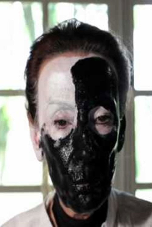 La Femme de Chambre, Un Corps sans Visage Poster